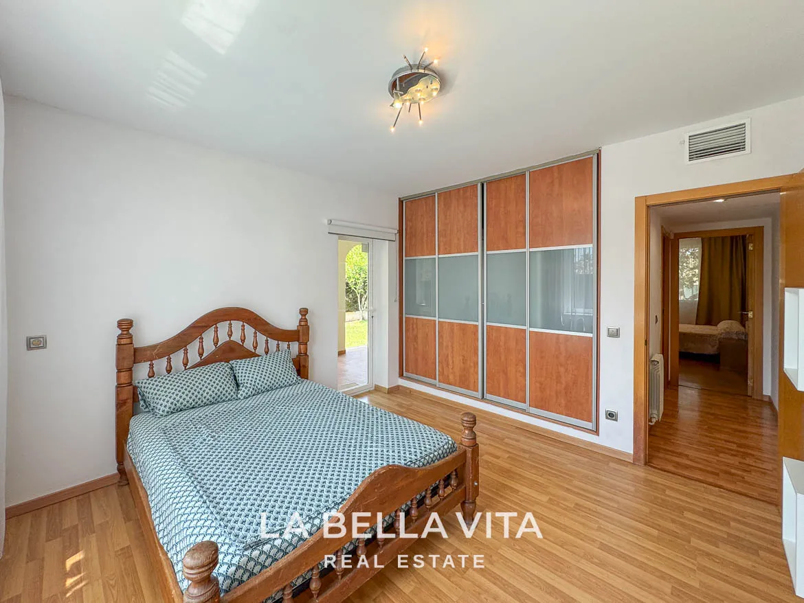 4 bedroom Beach House with private pool for sale in Cabo Roig, Orihuela Costa