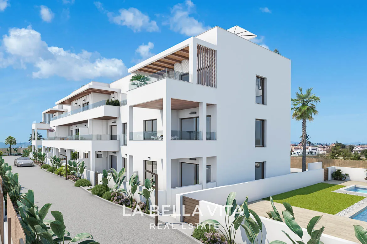 Beautiful Modern Apartments with Sea and Golf Views for sale in Serena Golf, Los Alcázares