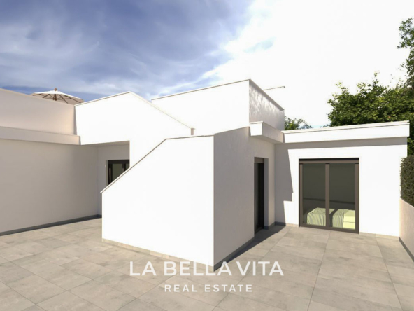 Cheap New Build Villa with private pool for sale in Los Alcazares, Murcia