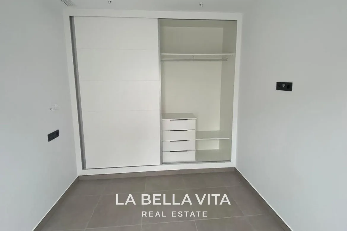 Cheap New Build Villa with private pool for sale in Los Alcazares, Murcia