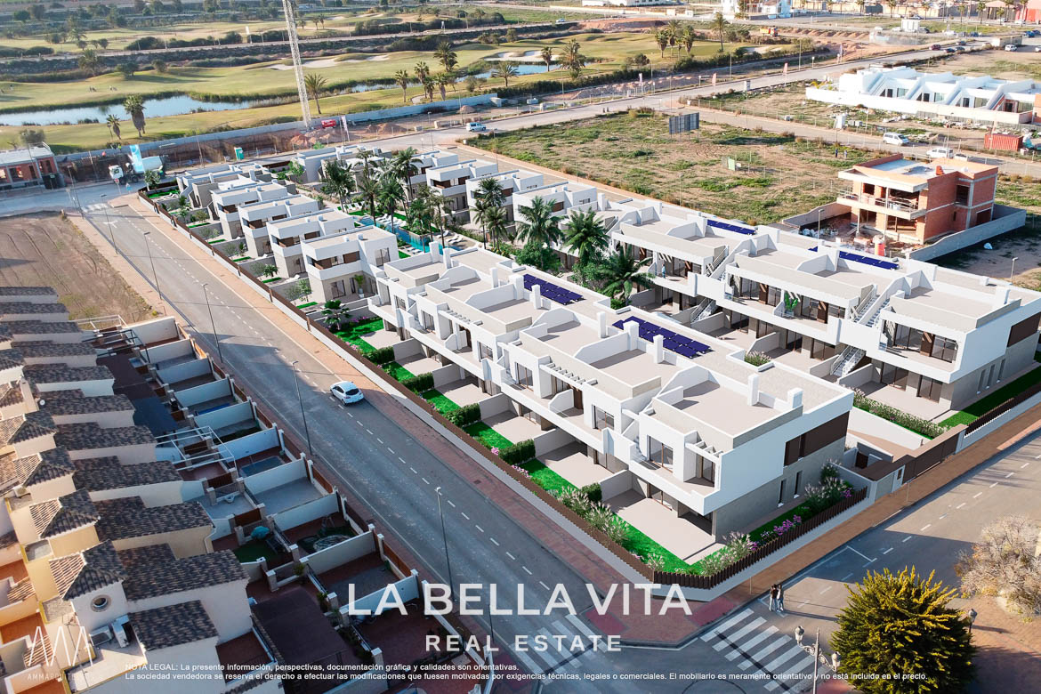 New Build Bungalow-Type Apartments for sale in Serena Golf, Los Alcázares ground and top floor