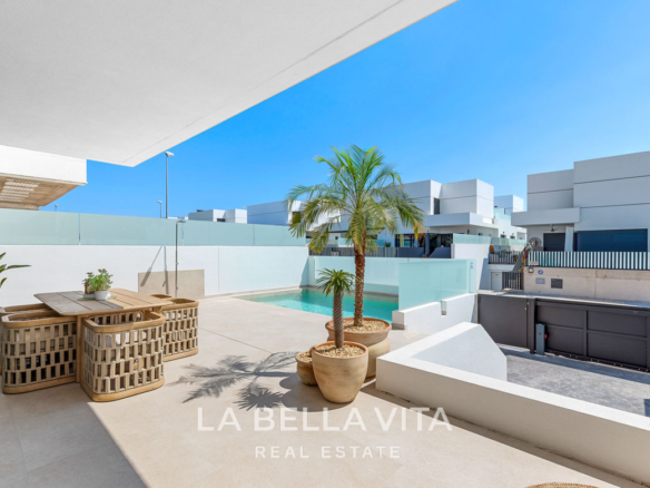 Modern New Build Properties with Pool and Basement for Sale in Dolores, Alicante