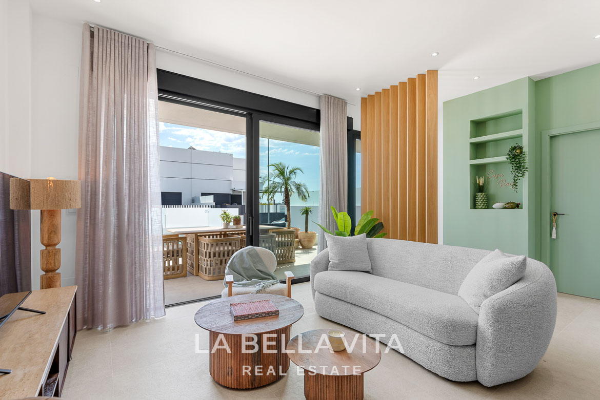 Modern New Build Properties with Pool and Basement for Sale in Dolores, Alicante