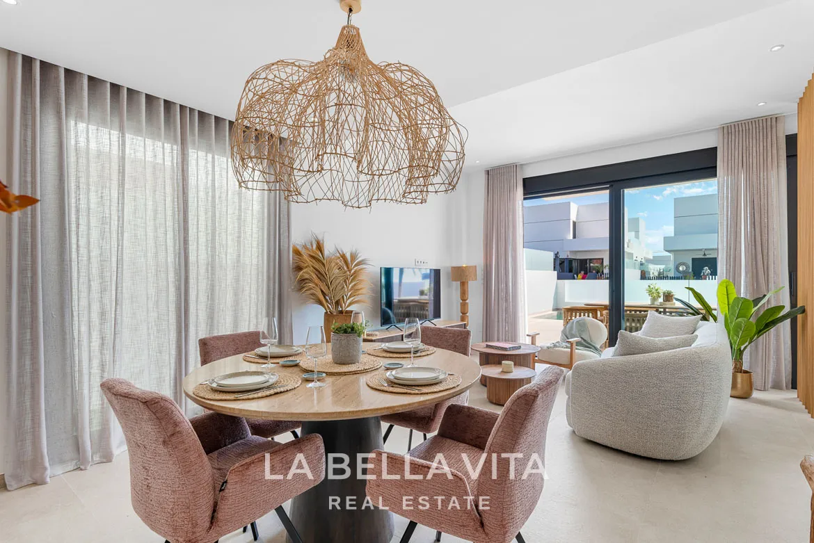 Modern New Build Properties with Pool and Basement for Sale in Dolores, Alicante