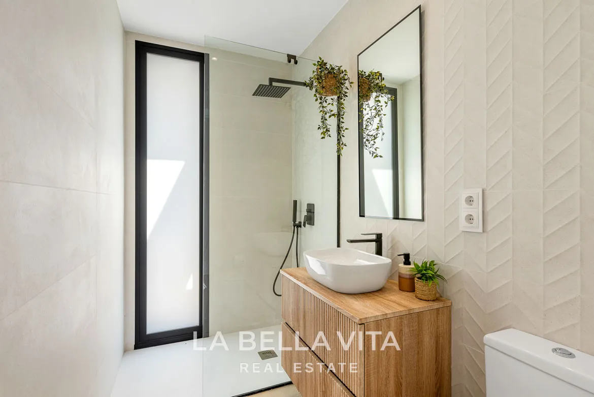 Modern New Build Properties with Pool and Basement for Sale in Dolores, Alicante