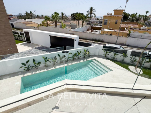 New Build Key Ready Villa with private pool for sale in Aguas Nuevas, Torrevieja