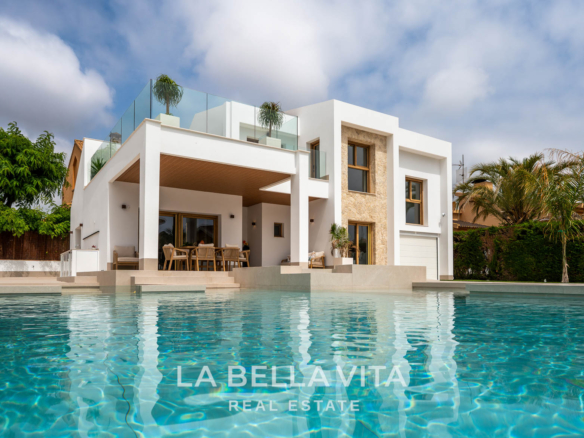 New Build Villa for sale in Campoamor, Orihuela Costa — Luxury Living Just 800 m from the Beach, with private pool and garage