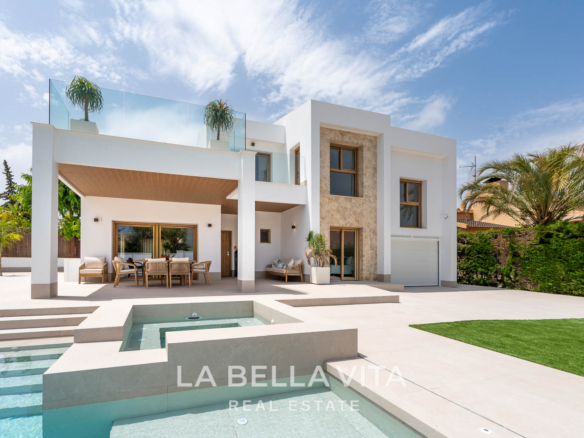 New Build Villa for sale in Campoamor, Orihuela Costa — Luxury Living Just 800 m from the Beach, with private pool and garage