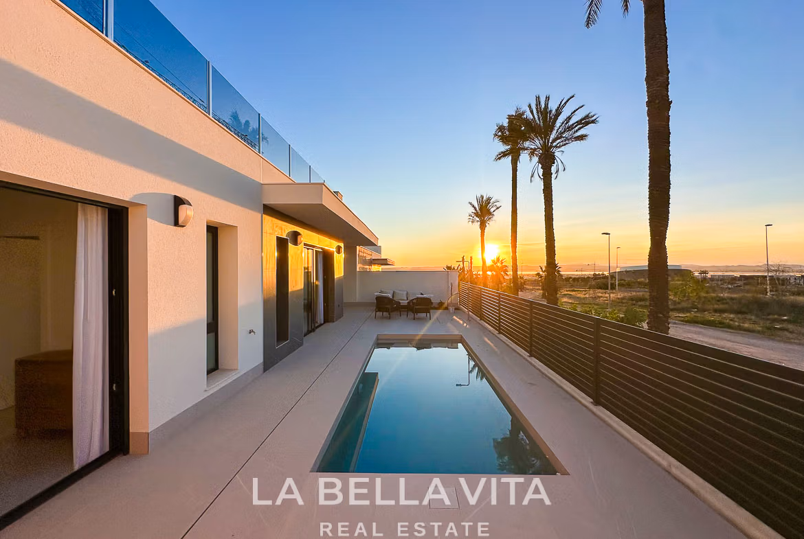 New Build Villas with Private Pool and Basement for sale n Torrevieja