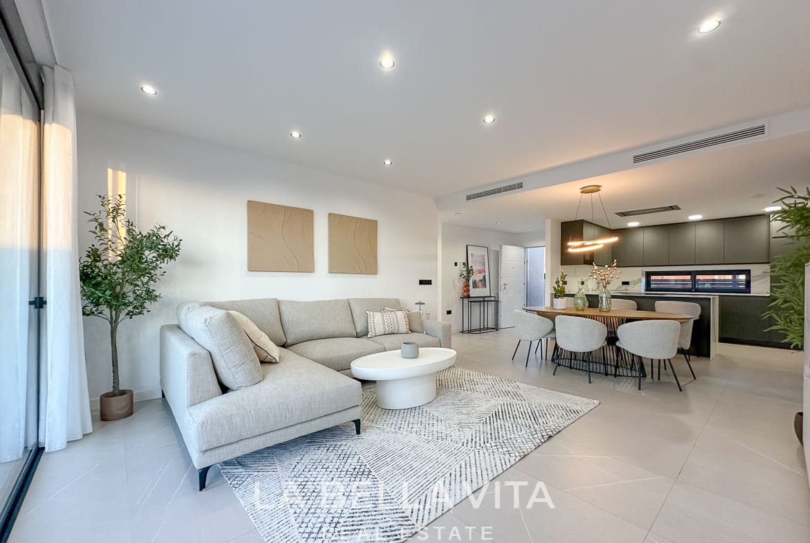 New Build Villas with Private Pool and Basement for sale n Torrevieja