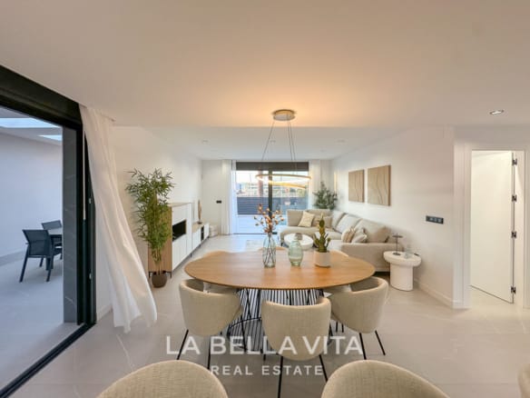 New Build Villas with Private Pool and Basement for sale n Torrevieja