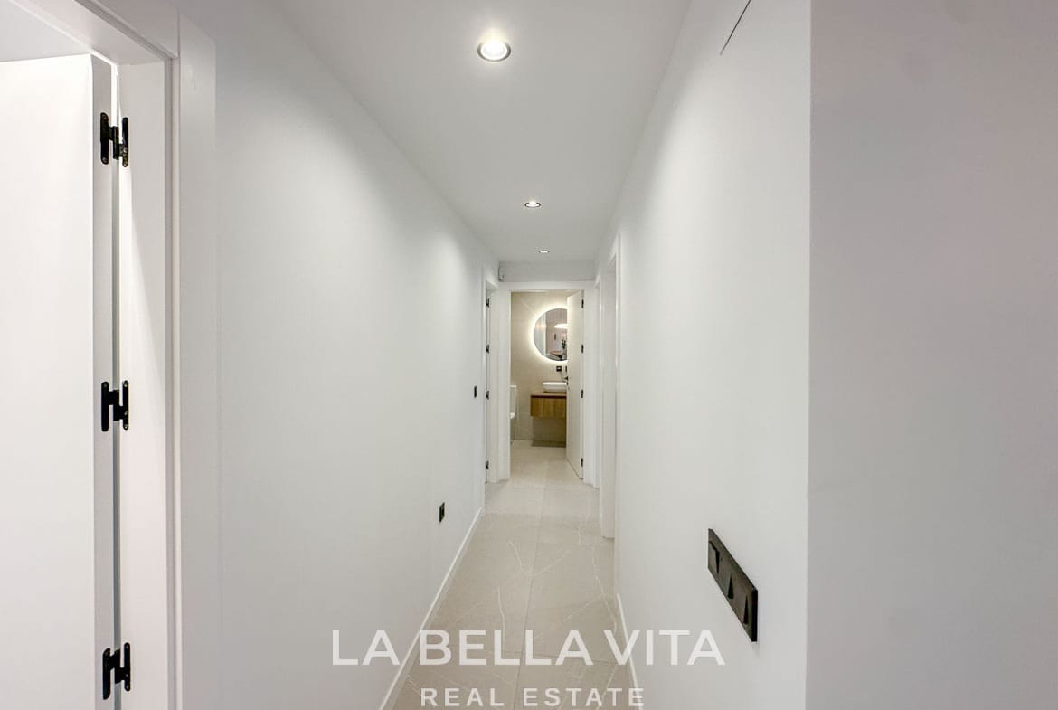 New Build Villas with Private Pool and Basement for sale n Torrevieja