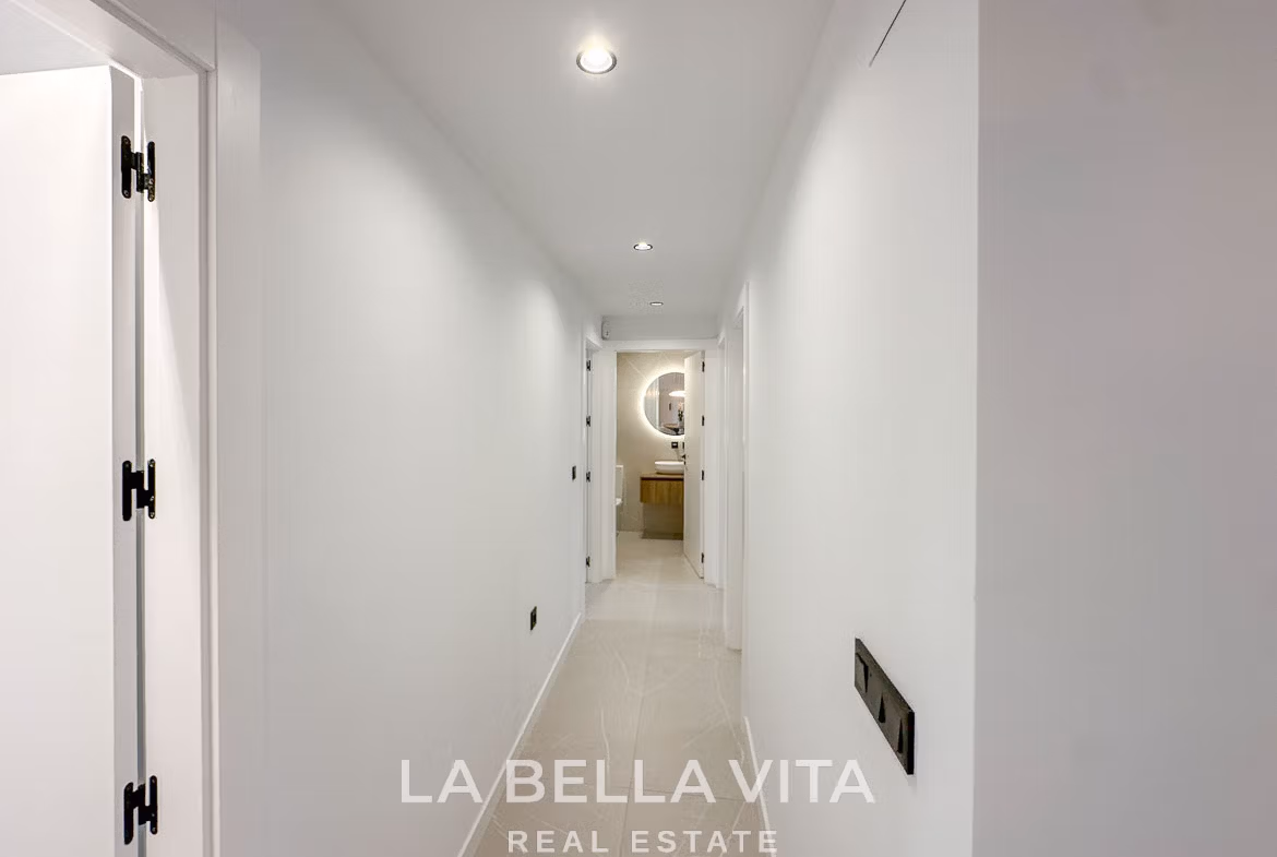 New Build Villas with Private Pool and Basement for sale n Torrevieja