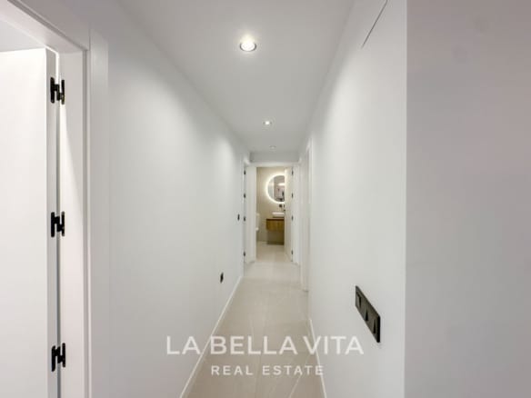 New Build Villas with Private Pool and Basement for sale n Torrevieja