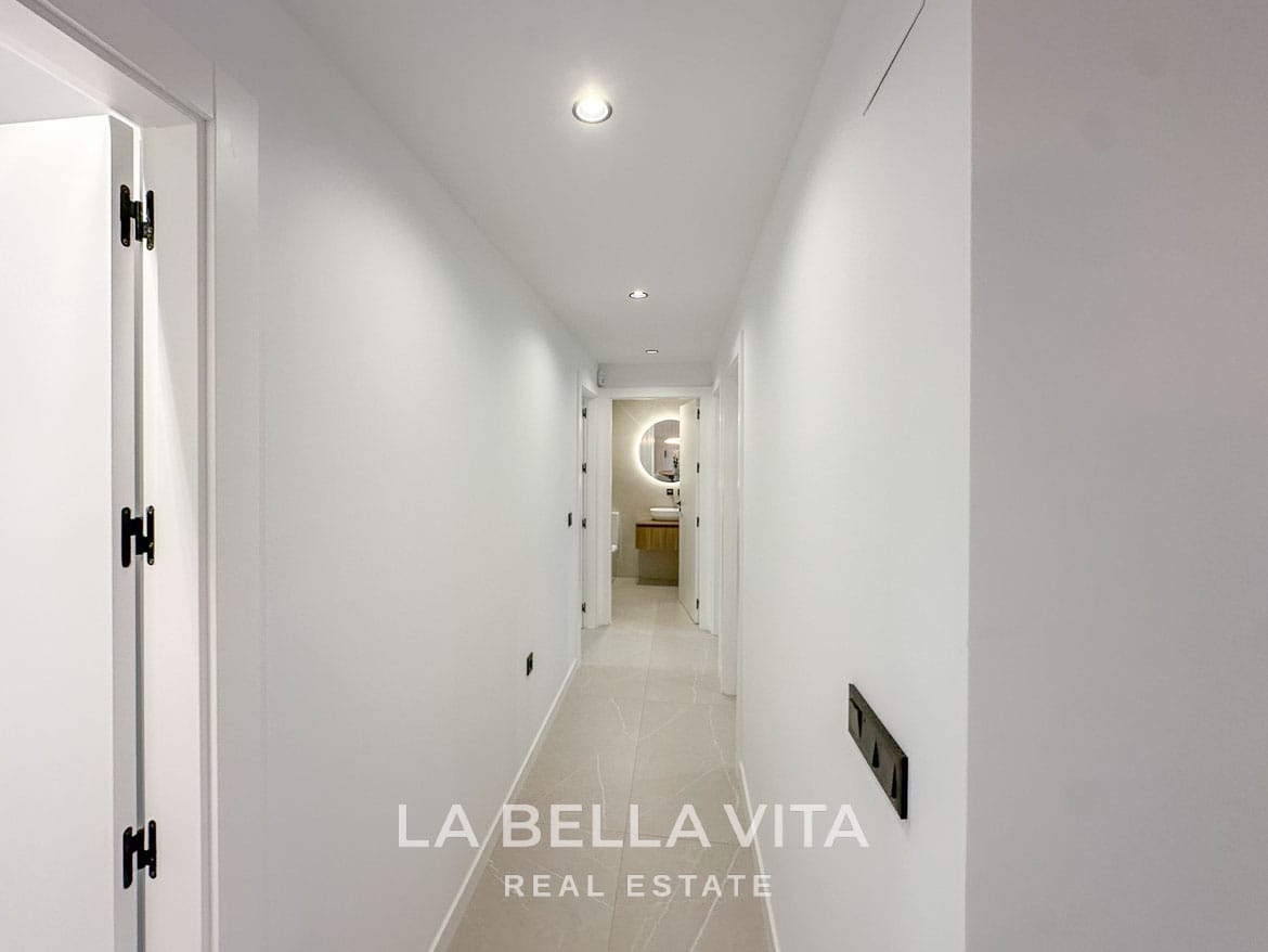 New Build Villas with Private Pool and Basement for sale n Torrevieja