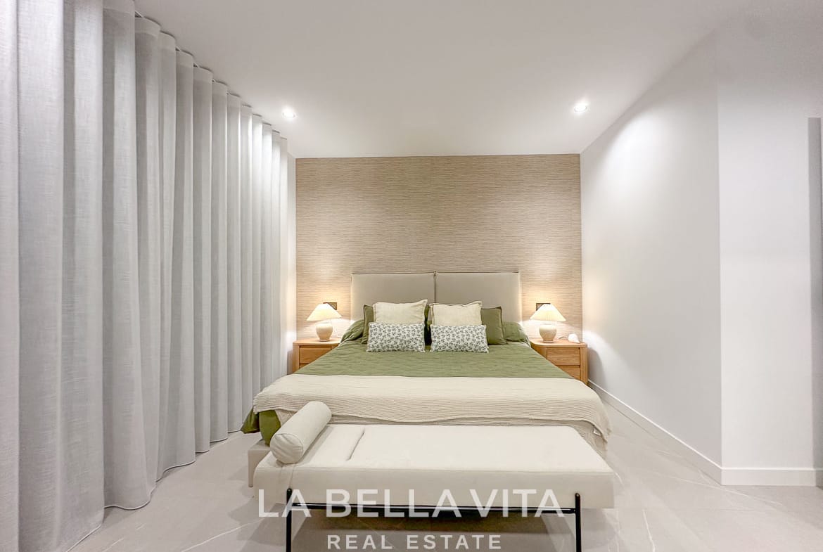 New Build Villas with Private Pool and Basement for sale n Torrevieja