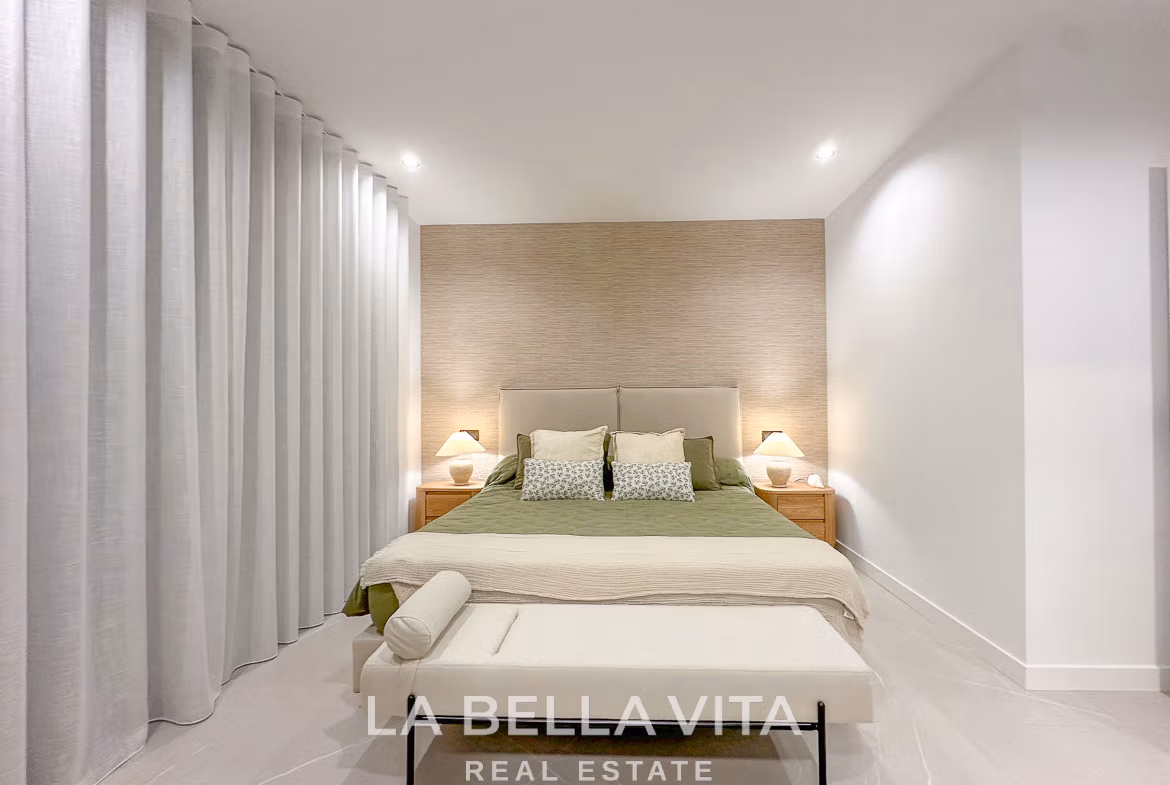 New Build Villas with Private Pool and Basement for sale n Torrevieja