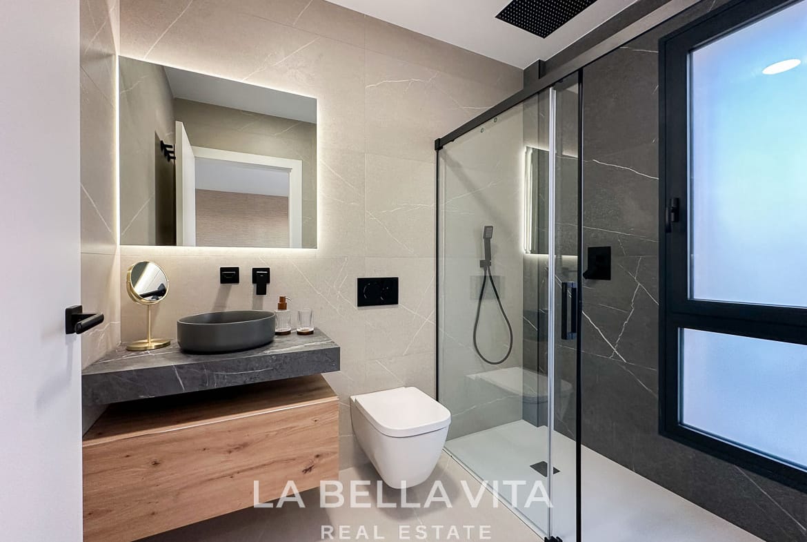 New Build Villas with Private Pool and Basement for sale n Torrevieja