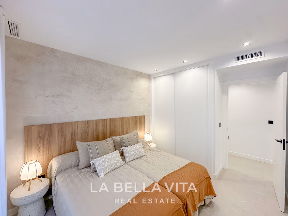 New Build Villas with Private Pool and Basement for sale n Torrevieja