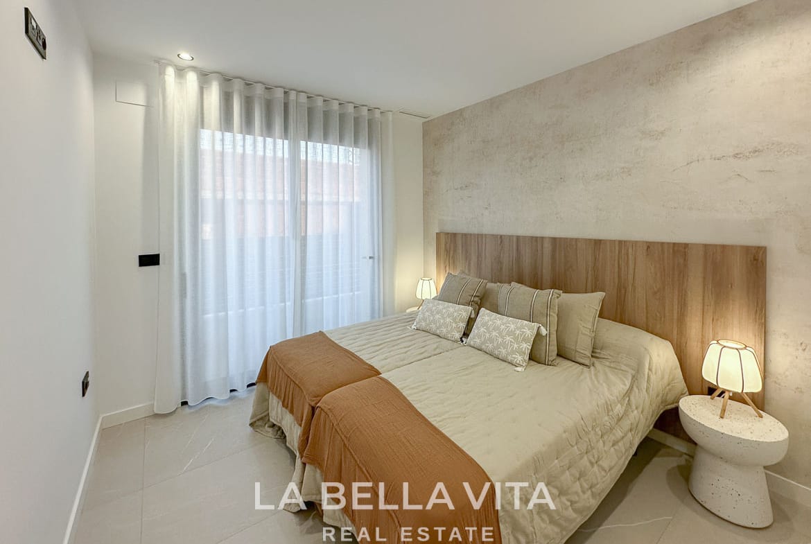 New Build Villas with Private Pool and Basement for sale n Torrevieja