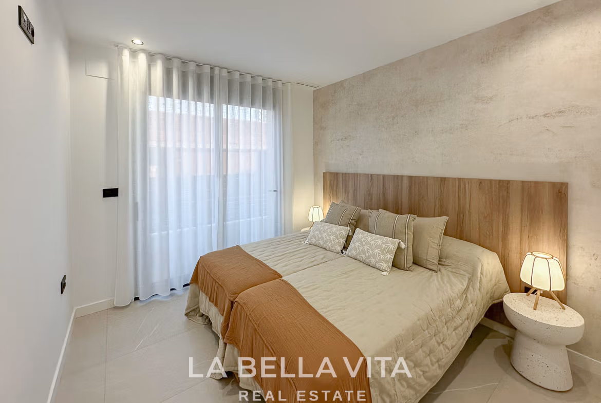 New Build Villas with Private Pool and Basement for sale n Torrevieja