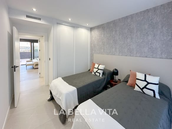 New Build Villas with Private Pool and Basement for sale n Torrevieja