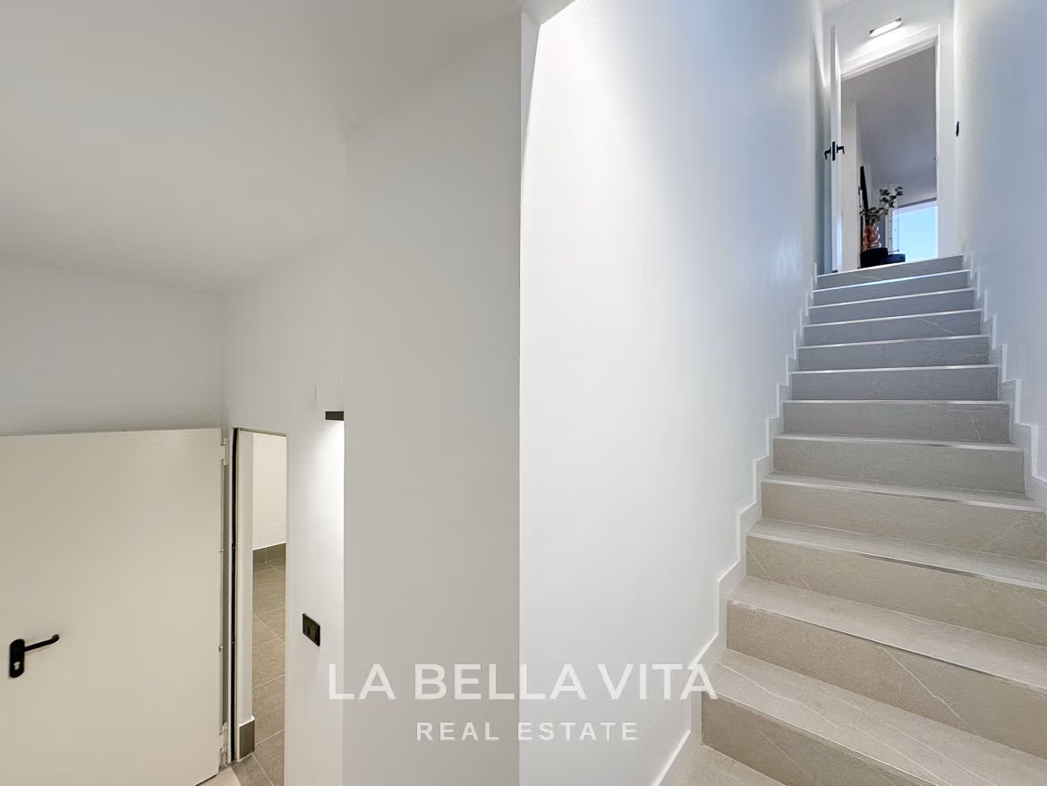 New Build Villas with Private Pool and Basement for sale n Torrevieja