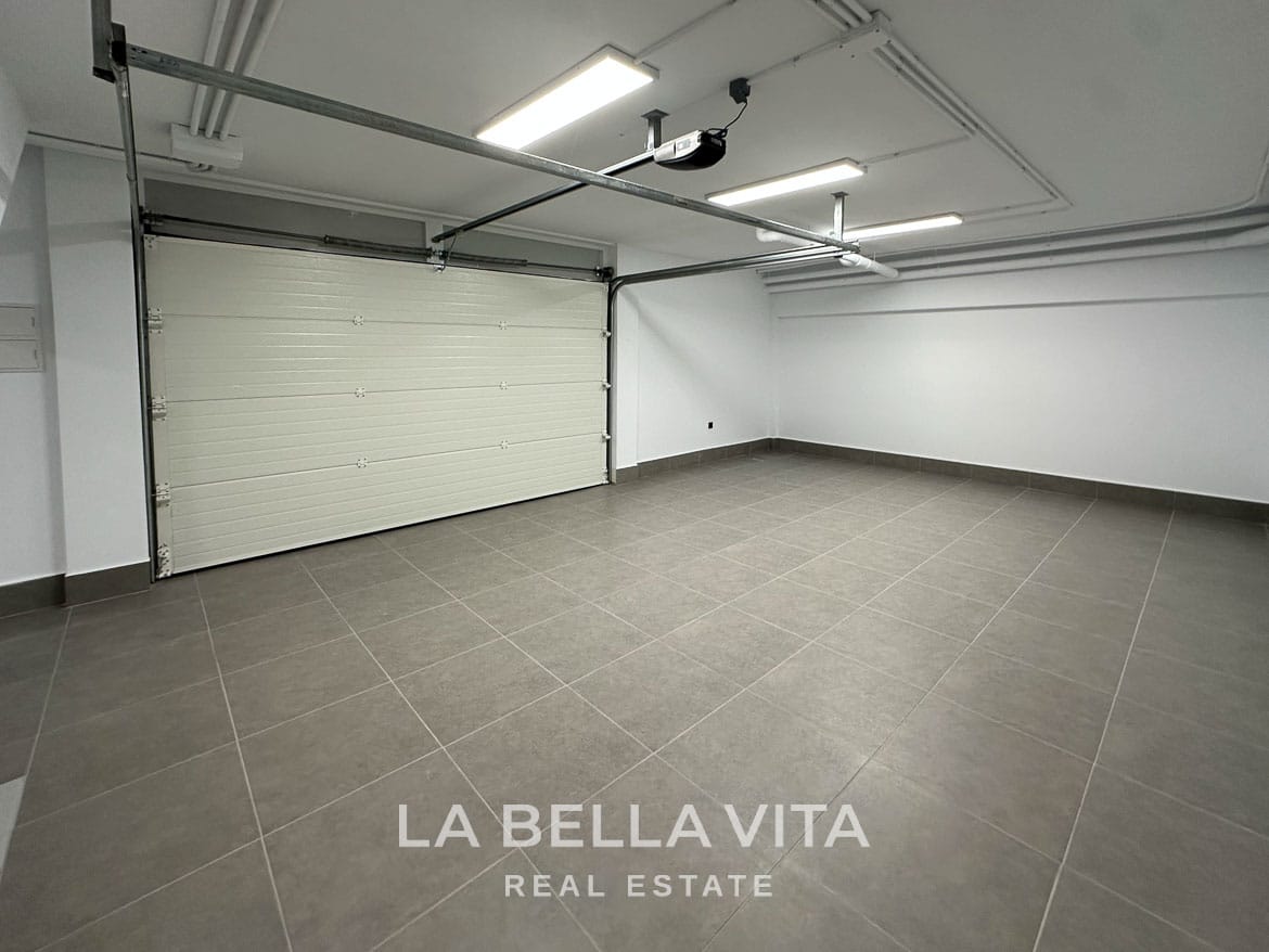 New Build Villas with Private Pool and Basement for sale n Torrevieja