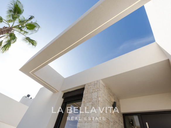 New Build Luxury Frontline Golf Villa for sale La Finca Golf, Algorfa – Private Pool, Underground Garage