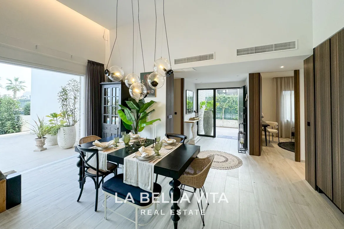 New Build Luxury Villa with private pool for sale in La Finca Golf, Algorfa