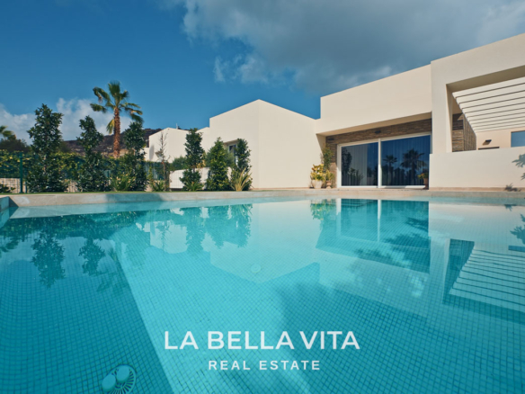 New Build Luxury Villa with private pool for sale in La Finca Golf, Algorfa