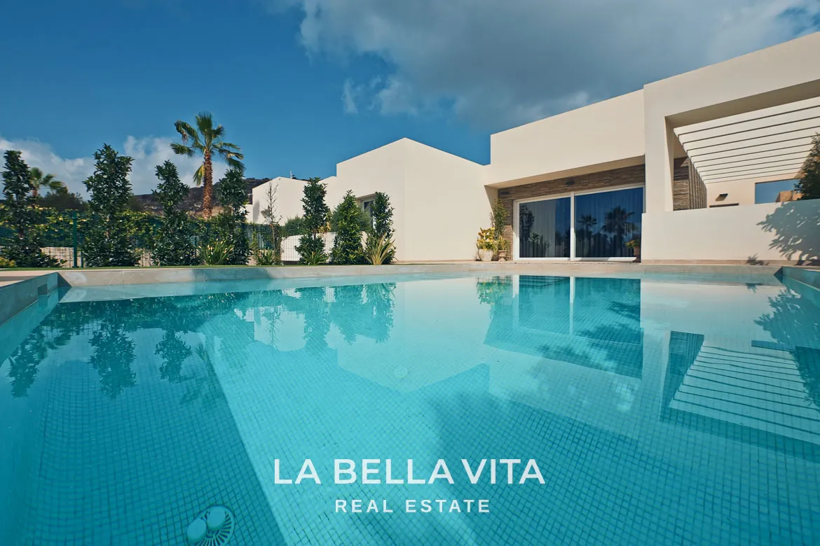 New Build Luxury Villa with private pool for sale in La Finca Golf, Algorfa