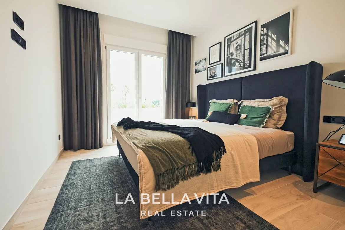 New Build Luxury Villa with private pool for sale in La Finca Golf, Algorfa