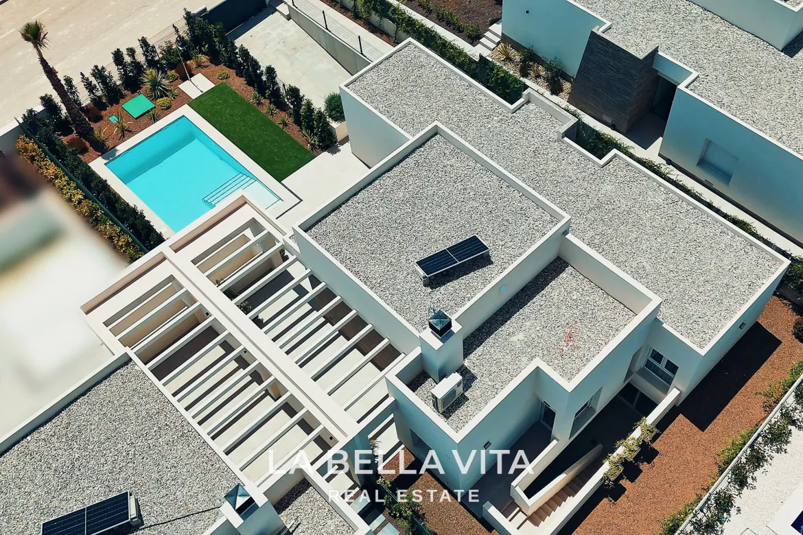 New Build Luxury Villa with private pool for sale in La Finca Golf, Algorfa