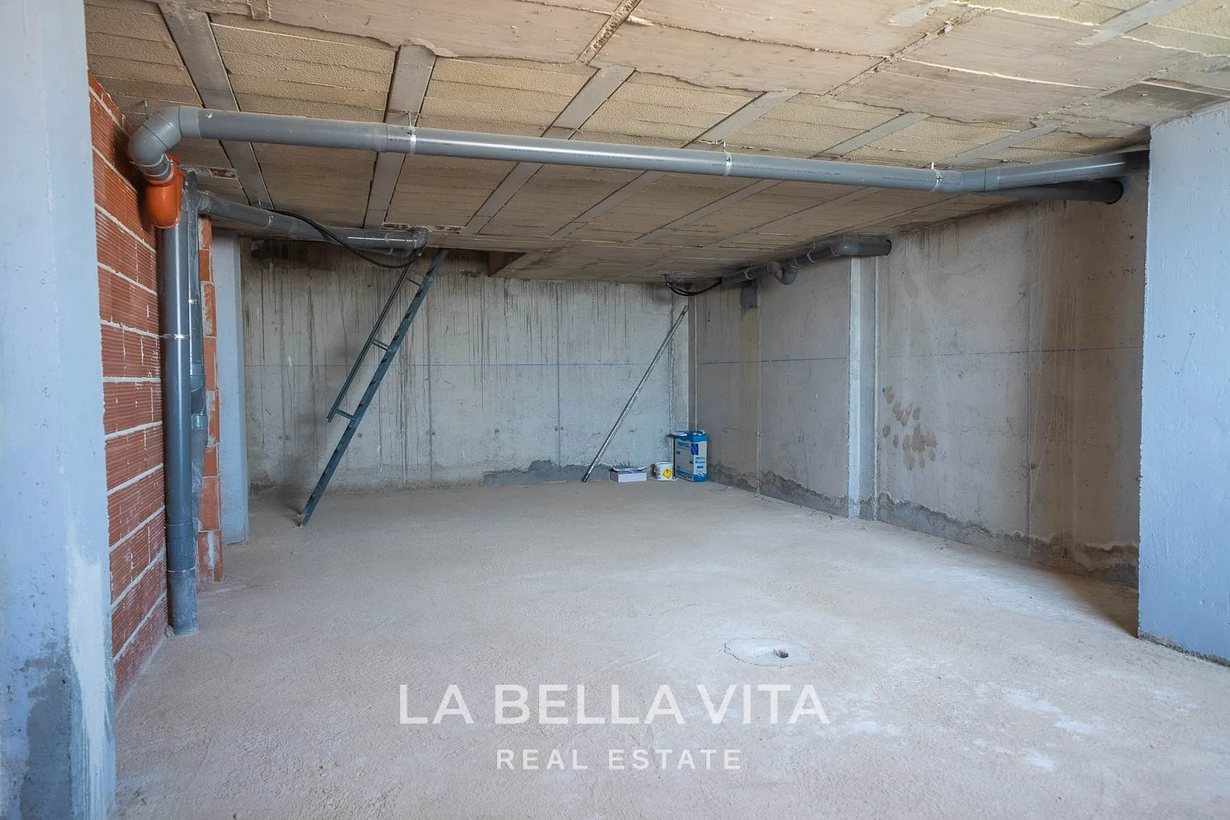 New Build Properties for sale in Algorfa La Finca Golf with Private Pool and Basement