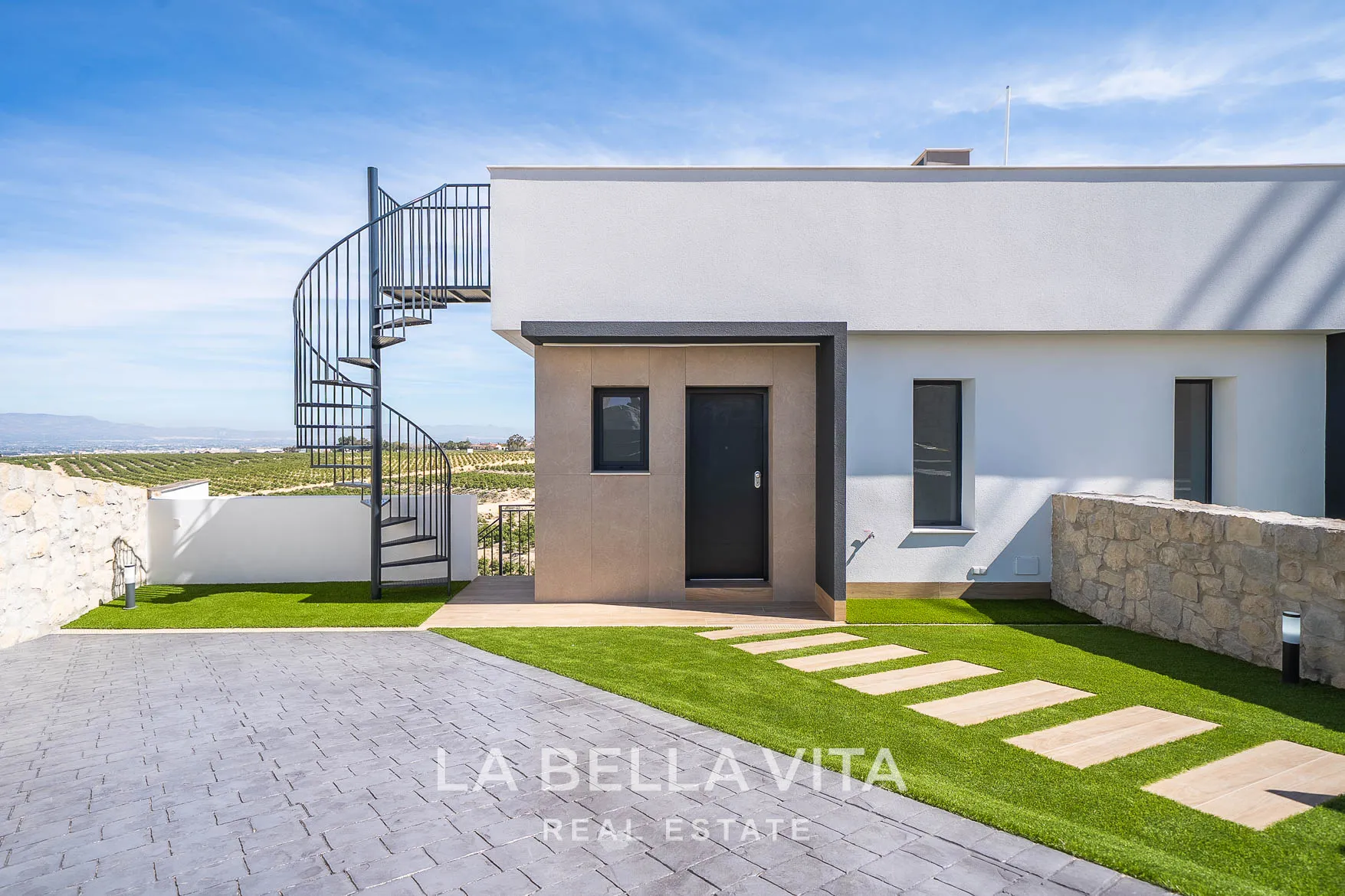 New Build Properties for sale in Algorfa La Finca Golf with Private Pool and Basement