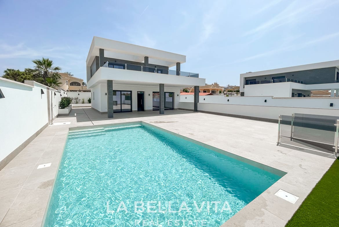 New Build Key Ready Detached Villa for sale in Ciudad Quesada with Private Pool & Basement Garage