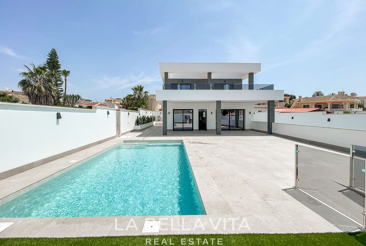 New Build Key Ready Detached Villa for sale in Ciudad Quesada with Private Pool & Basement Garage