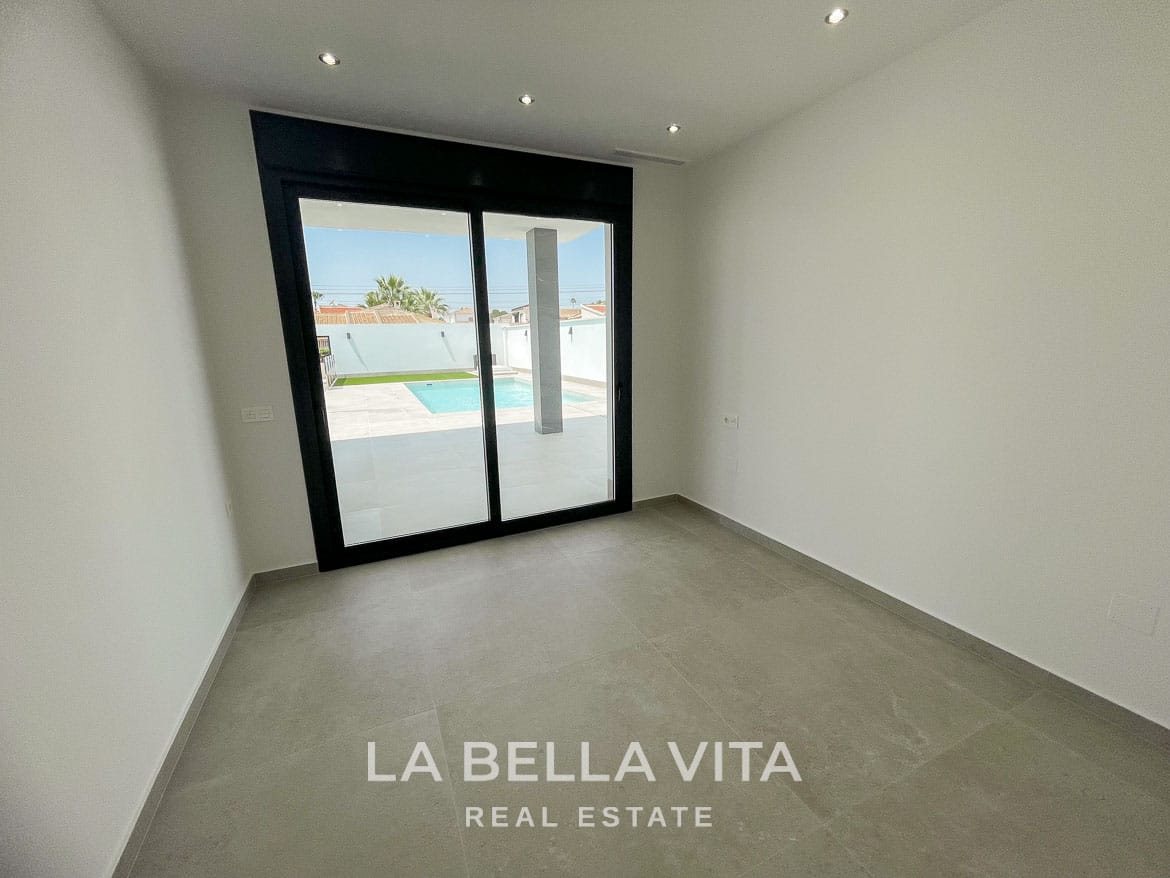 New Build Detached Villa for sale in Ciudad Quesada with Private Pool and Basement Garage-27 New Build Key Ready Detached Villa for sale in Ciudad Quesada with Private Pool & Basement Garage