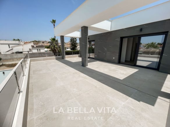 New Build Key Ready Detached Villa for sale in Ciudad Quesada with Private Pool & Basement Garage