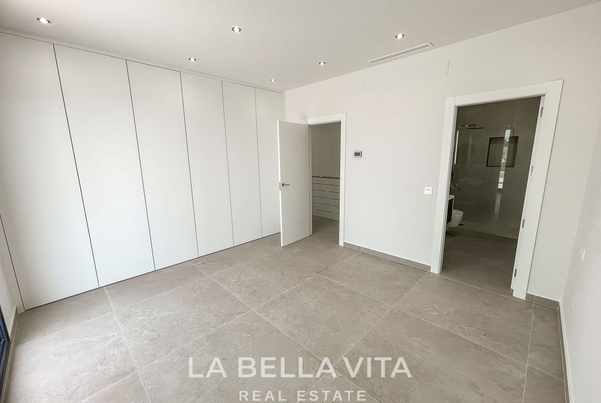 New Build Key Ready Detached Villa for sale in Ciudad Quesada with Private Pool & Basement Garage