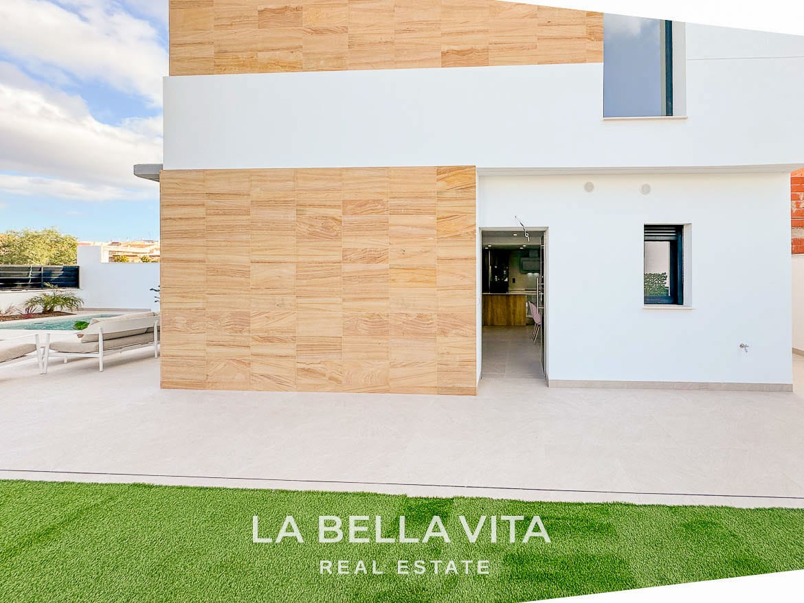 New Build Modern Villas with Private Pool for sale in Benijofar, Costa Blanca-10