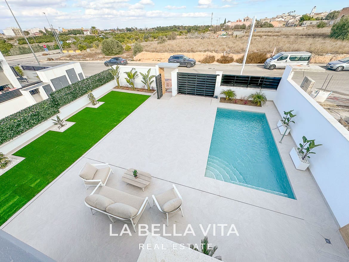 New Build Modern Villas with Private Pool for sale in Benijofar, Costa Blanca-12