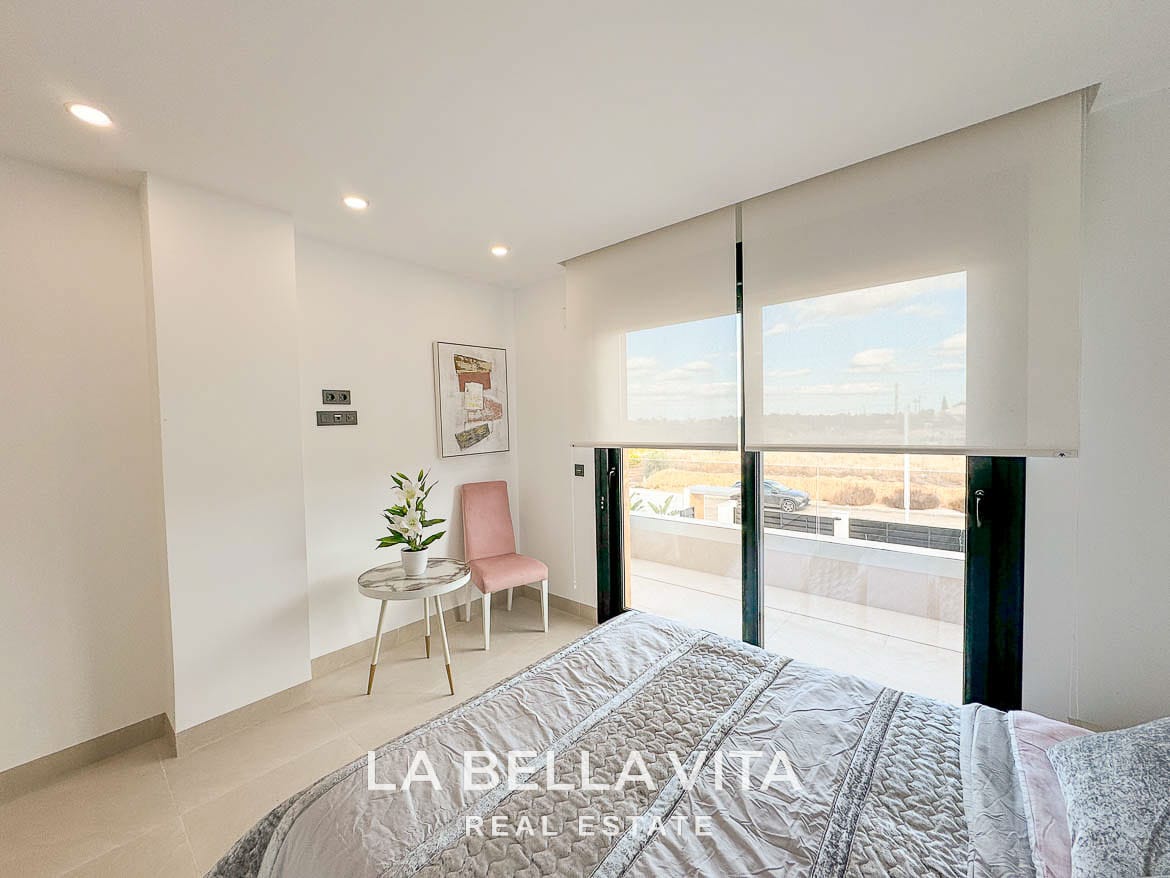 New Build Modern Villas with Private Pool for sale in Benijofar, Costa Blanca-33