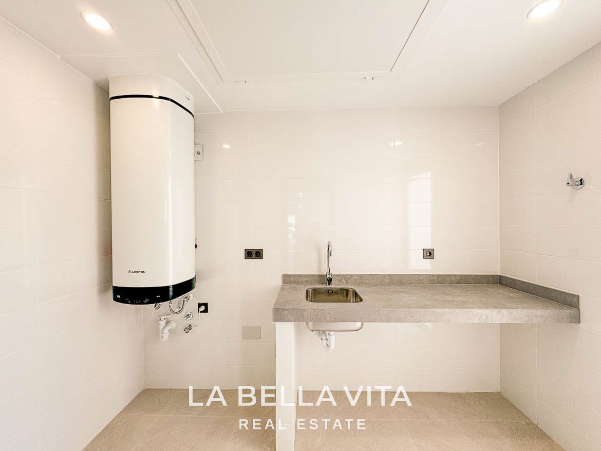 New Build Modern Villas with Private Pool for sale in Benijofar, Costa Blanca-40