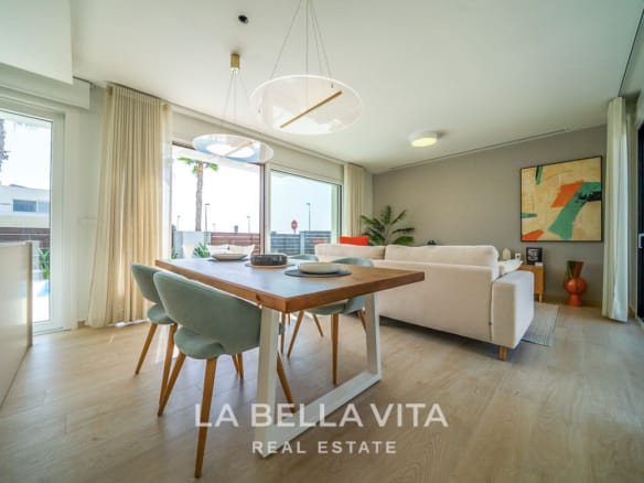 New Build Single Storey Villas with private pools for sale in Vistabella Golf