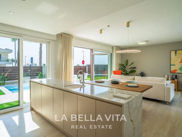 New Build Single Storey Villas with private pools for sale in Vistabella Golf