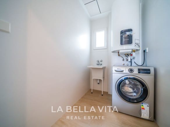 New Build Single Storey Villas with private pools for sale in Vistabella Golf