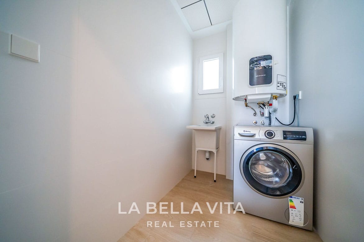 New Build Single Storey Villas with private pools for sale in Vistabella Golf