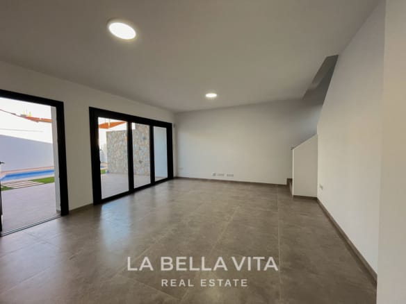 Key Ready New Build Villa with Private Pool for sale by the Beach in San Pedro del Pinatar